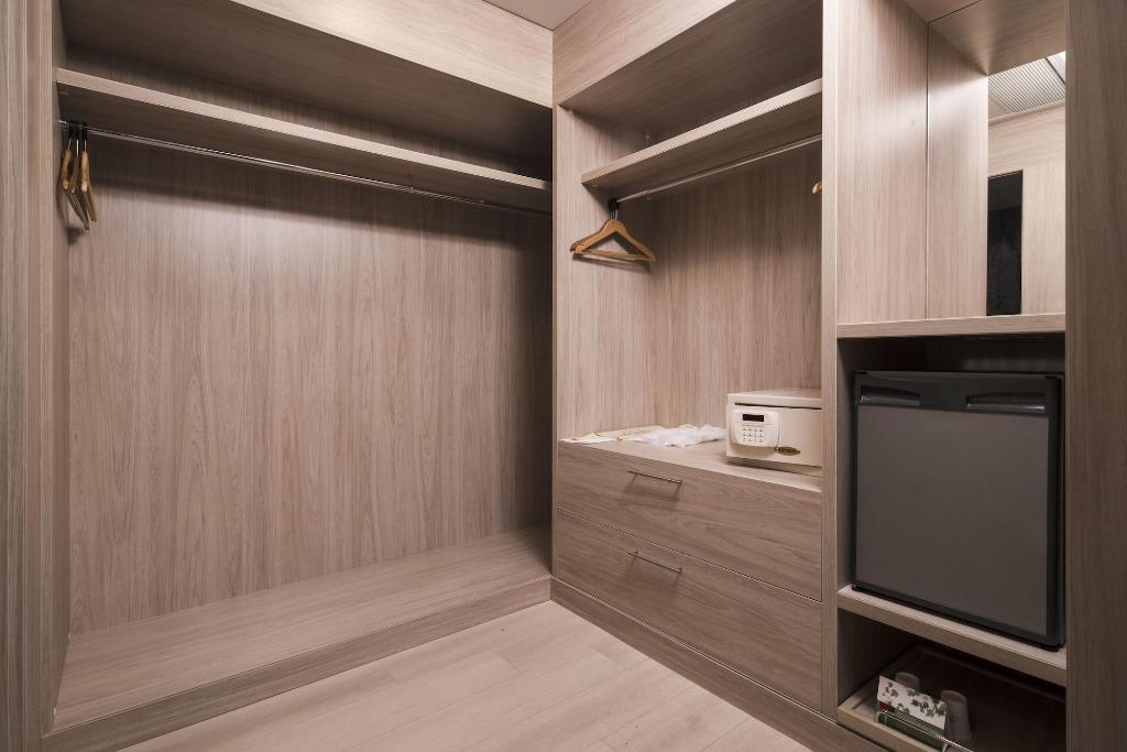 Deluxe Şehir Manzaralı Oda